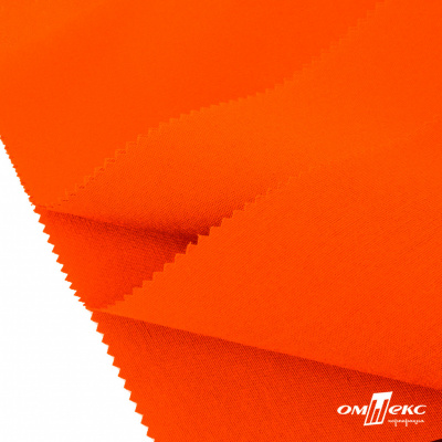 Ткань смесовая для спецодежды "Униформ" 17-1350, 200 гр/м2, шир.150 см, цвет люм.оранжевый - купить в Находке. Цена 138.73 руб.